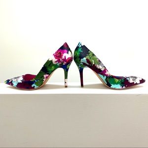 Trina Turk Anniversary satin pumps.